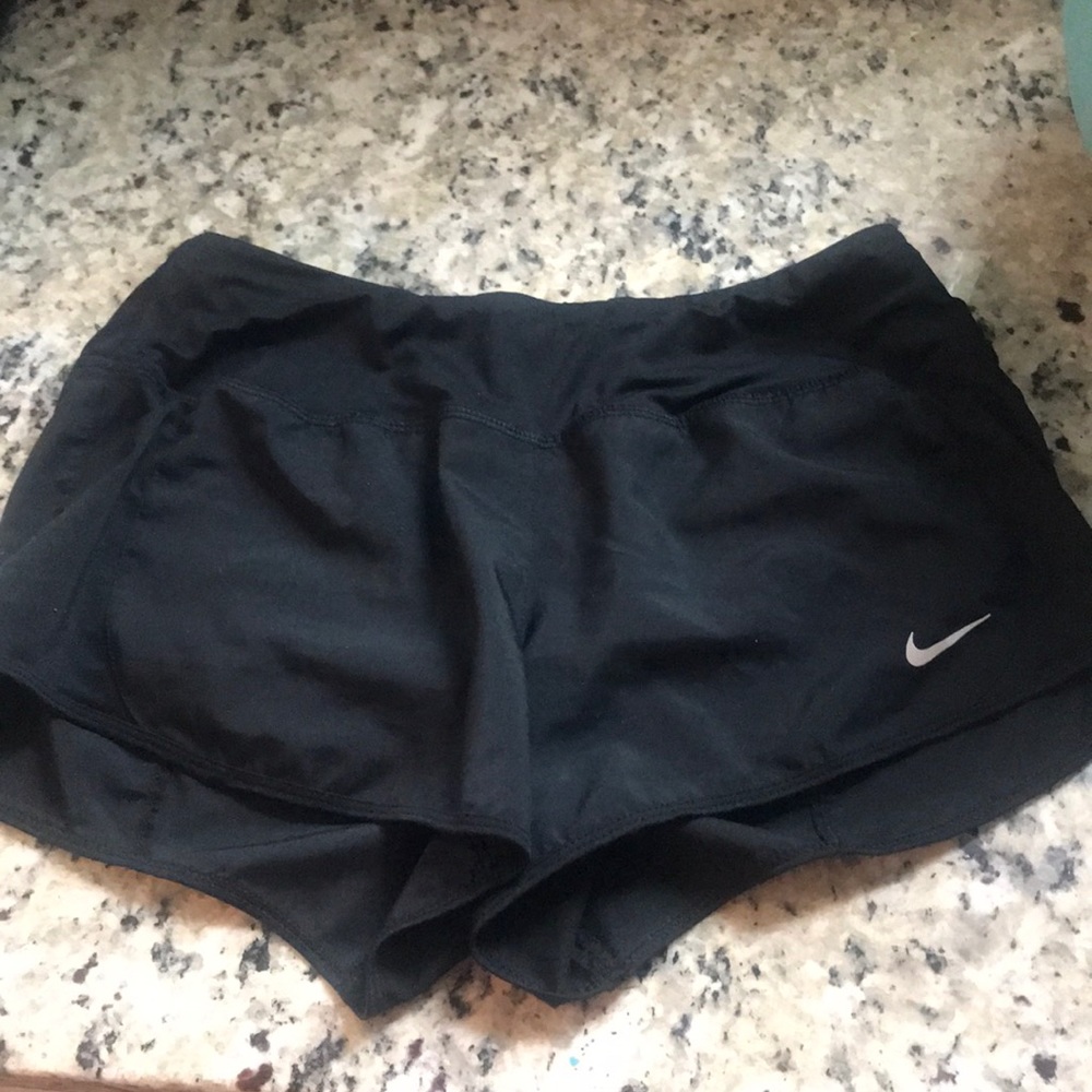 Nike running shorts woman small